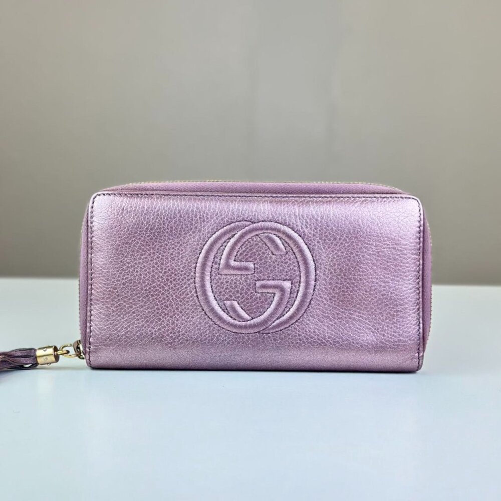 Gucci GG Logo Purple Leather Soho Wallet